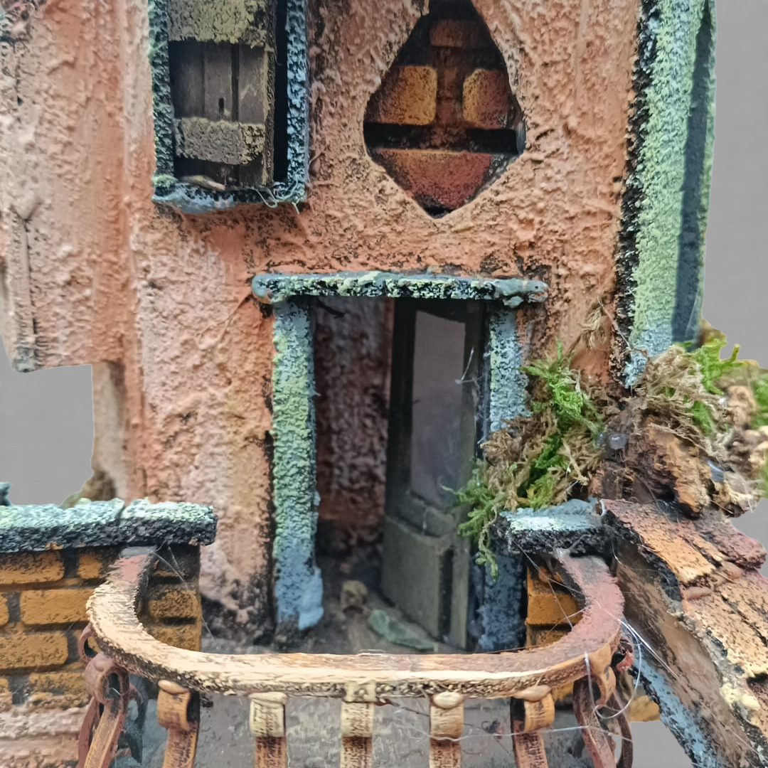 Presepino in legno 180° da campana con Balconata e Forno