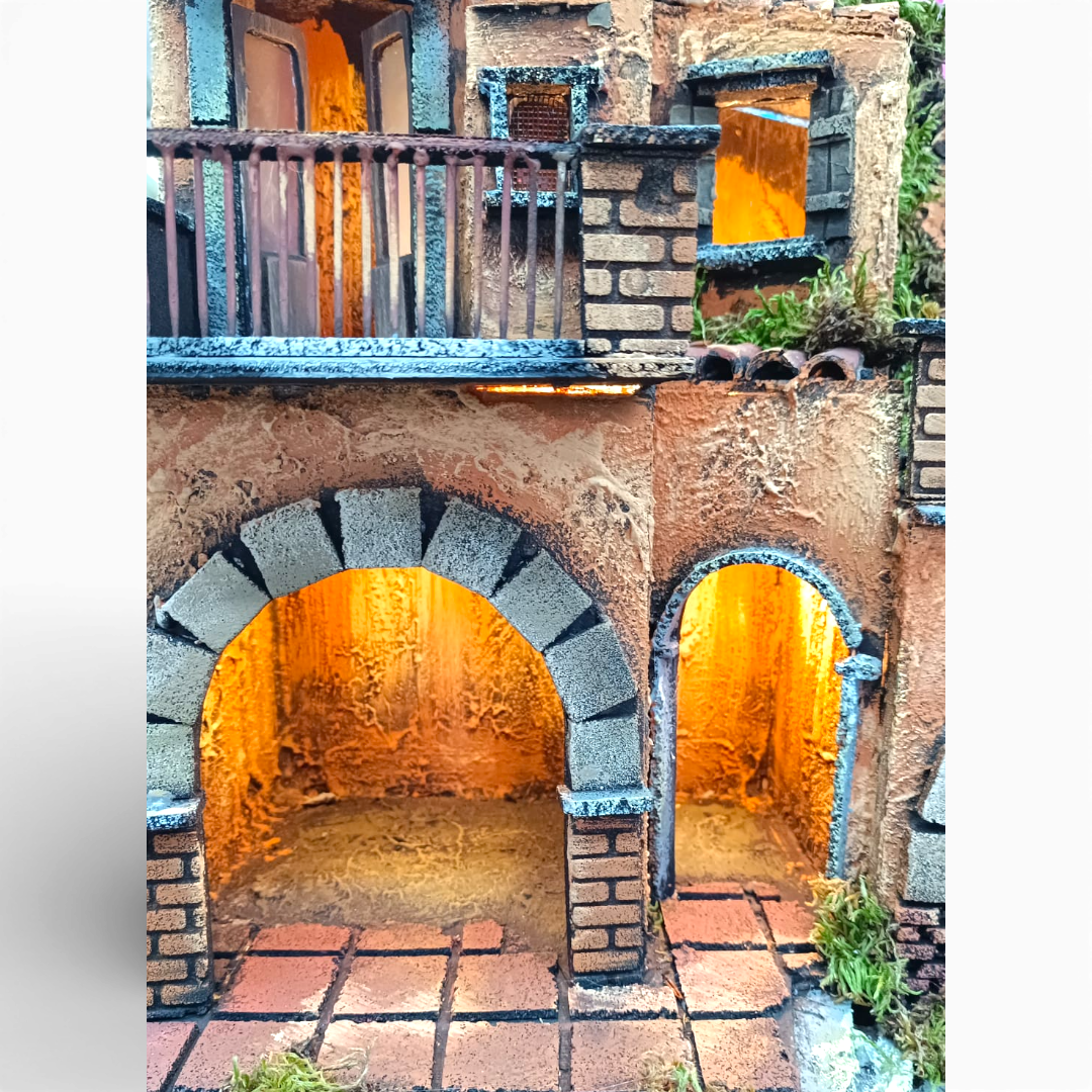 Presepe Caseggiato con 2 terrazzi 3 ingressi.