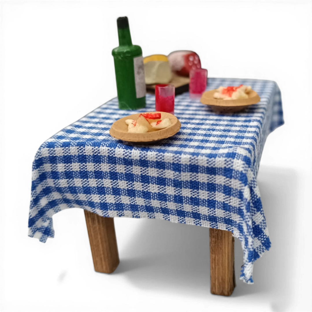 Tavola Imbandita Tovaglia blu in legno
